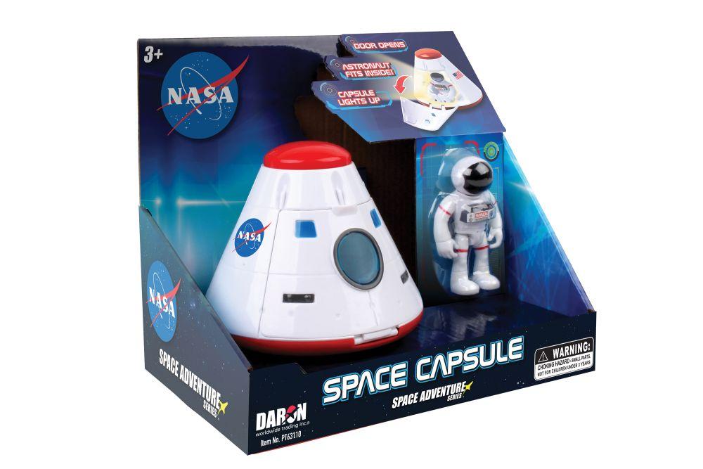 Space Adventure Space Capsulewith Lights and Figures